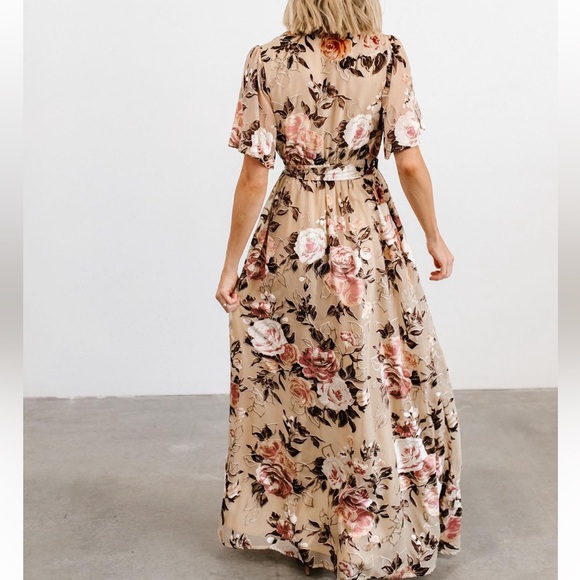 Baltic Born Dresses & Skirts - BALTIC BORN | Uma Velvet Maxi Dress size medium